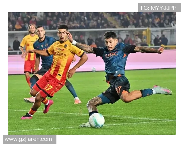 意甲激战：里昂大胜那不勒斯红牌争议引发全场热议